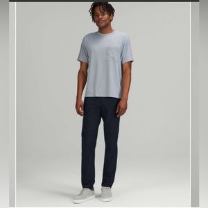 Mens Lululemon The Fundamental Pocket T Shirt, Estimated Size: L/XL
